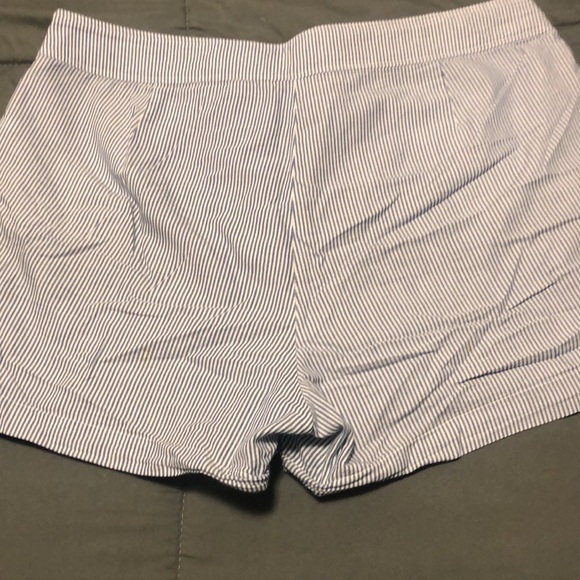 Vineyard Vines skort - Picture 6 of 6